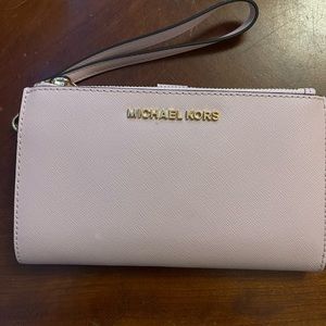 Michael Kors wristlet
